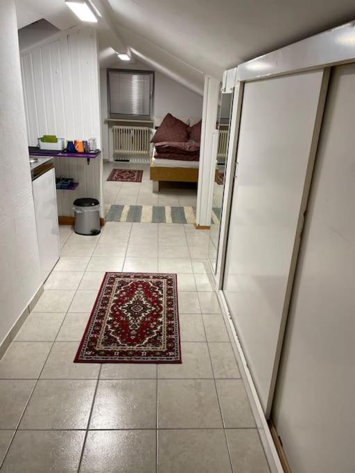 Comfortable Apartment In Commercial Centre Унтерахинг Екстериор снимка